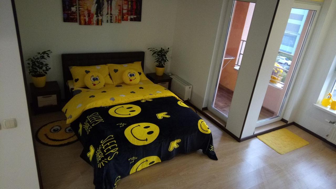 Positive Smile Studio Apartment In The Colorful Comfort Town Residental Complex. Kt-06. 基輔 外观 照片