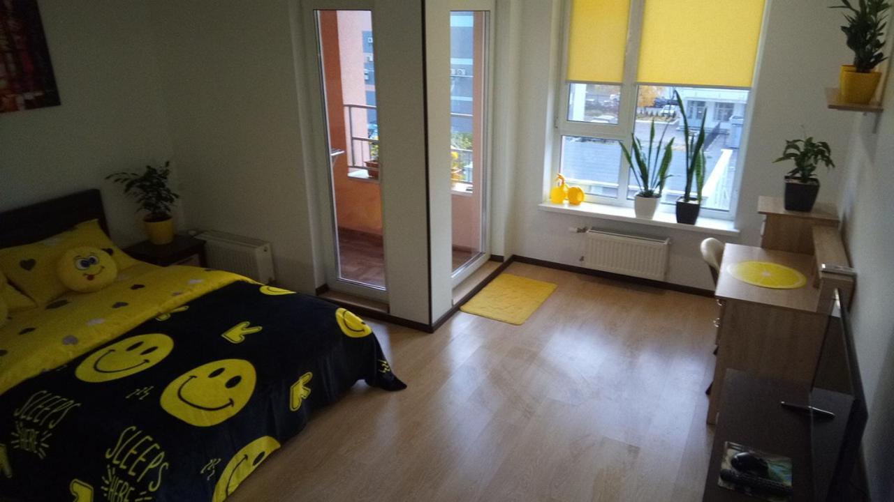 Positive Smile Studio Apartment In The Colorful Comfort Town Residental Complex. Kt-06. 基輔 外观 照片