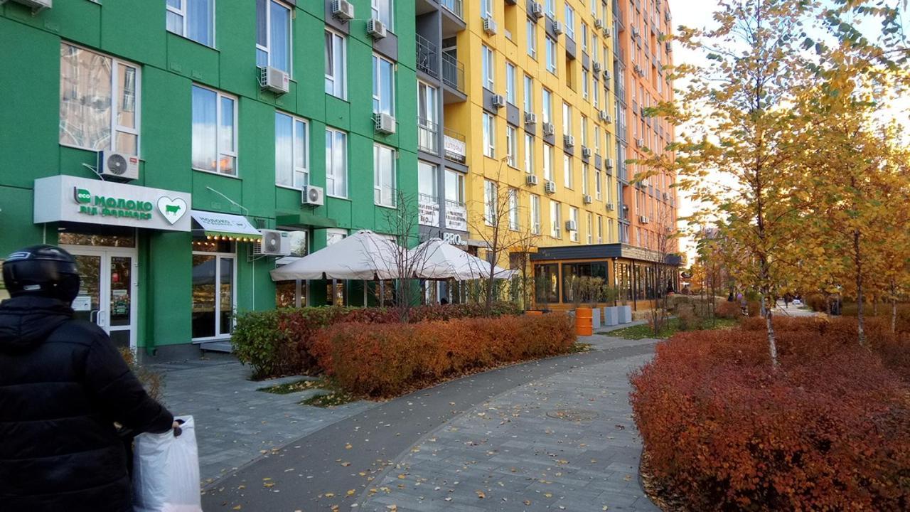 Positive Smile Studio Apartment In The Colorful Comfort Town Residental Complex. Kt-06. 基輔 外观 照片